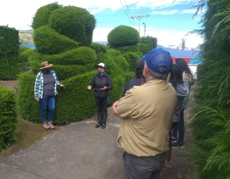 Cementerio_en_Atahualpa_Habaspamba-900x700