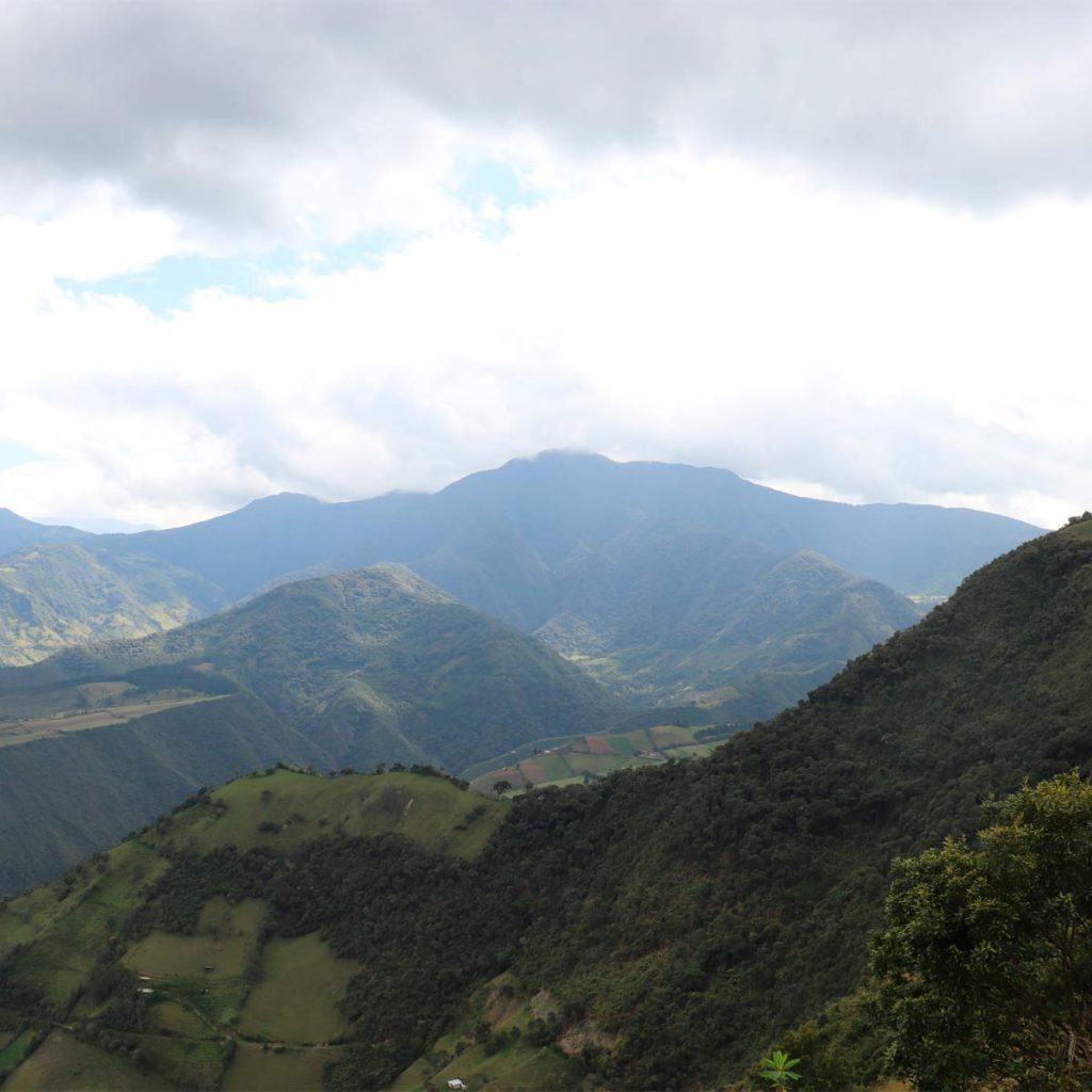 Montañas de la ACUS Mojanda Cambugán